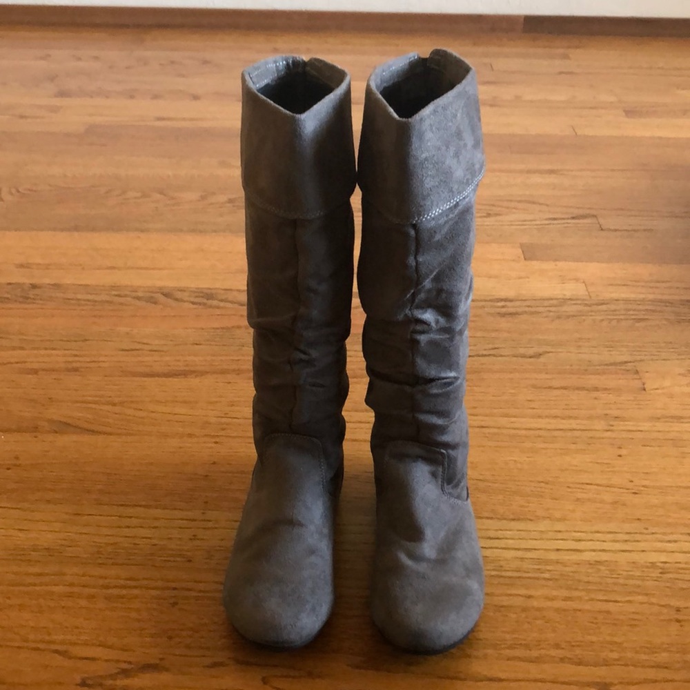 Candie’s WIDE CALF BOOT